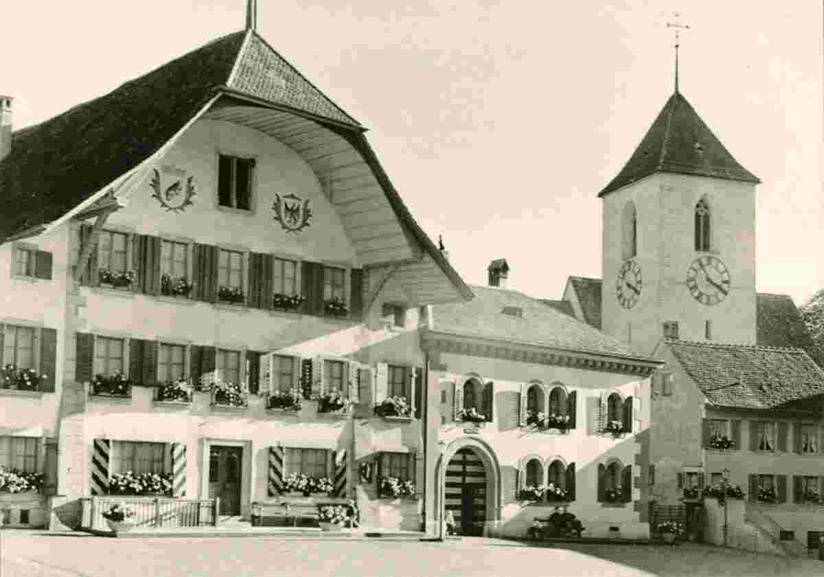 Aarberg. Amtshaus mit Kirche
