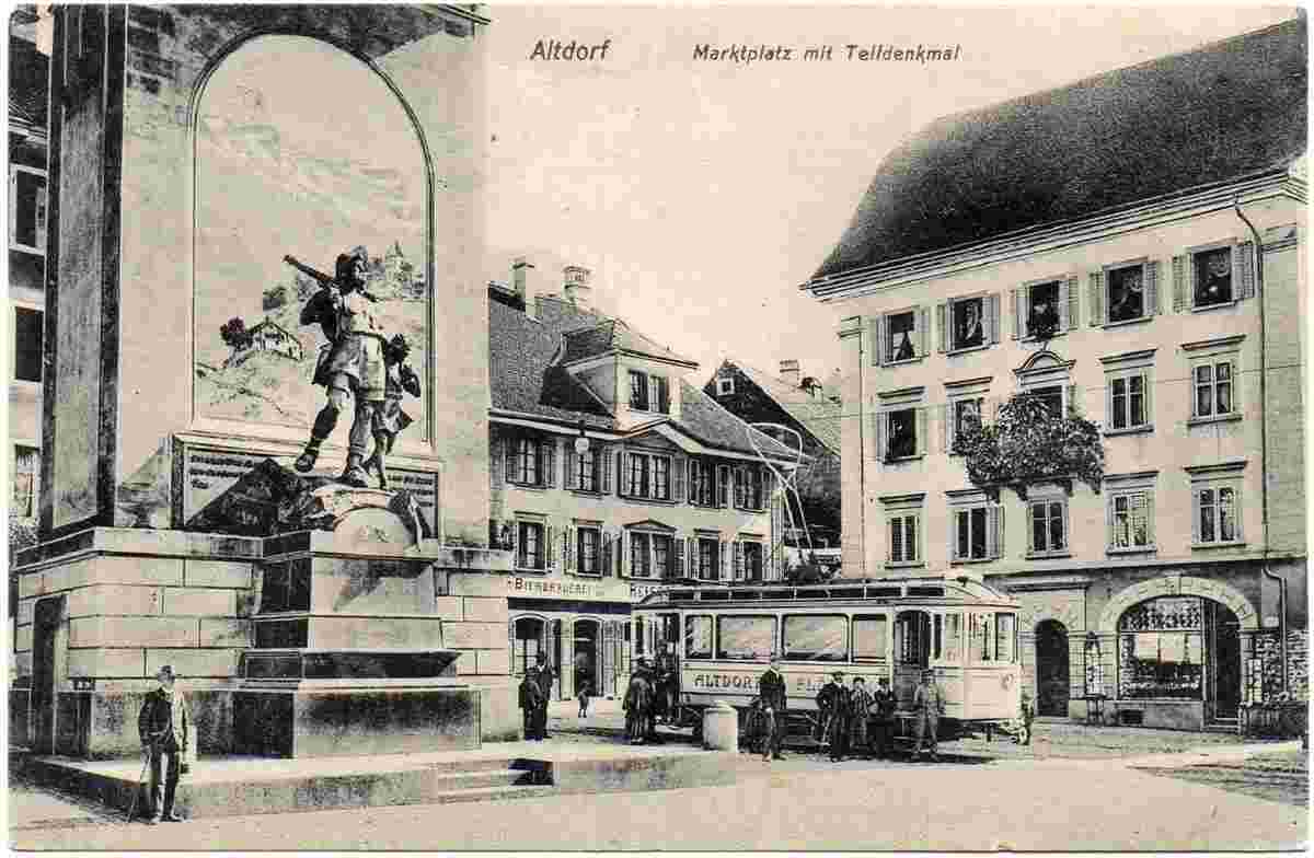 Altdorf. Hauptplatz mit Tell Denkmal