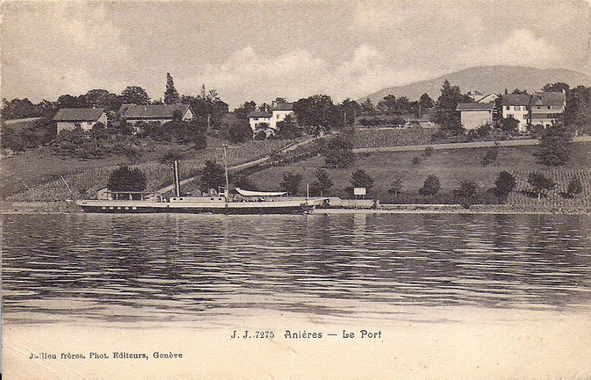 Anières. Le Bateau 'Helvétie' au port, 1914