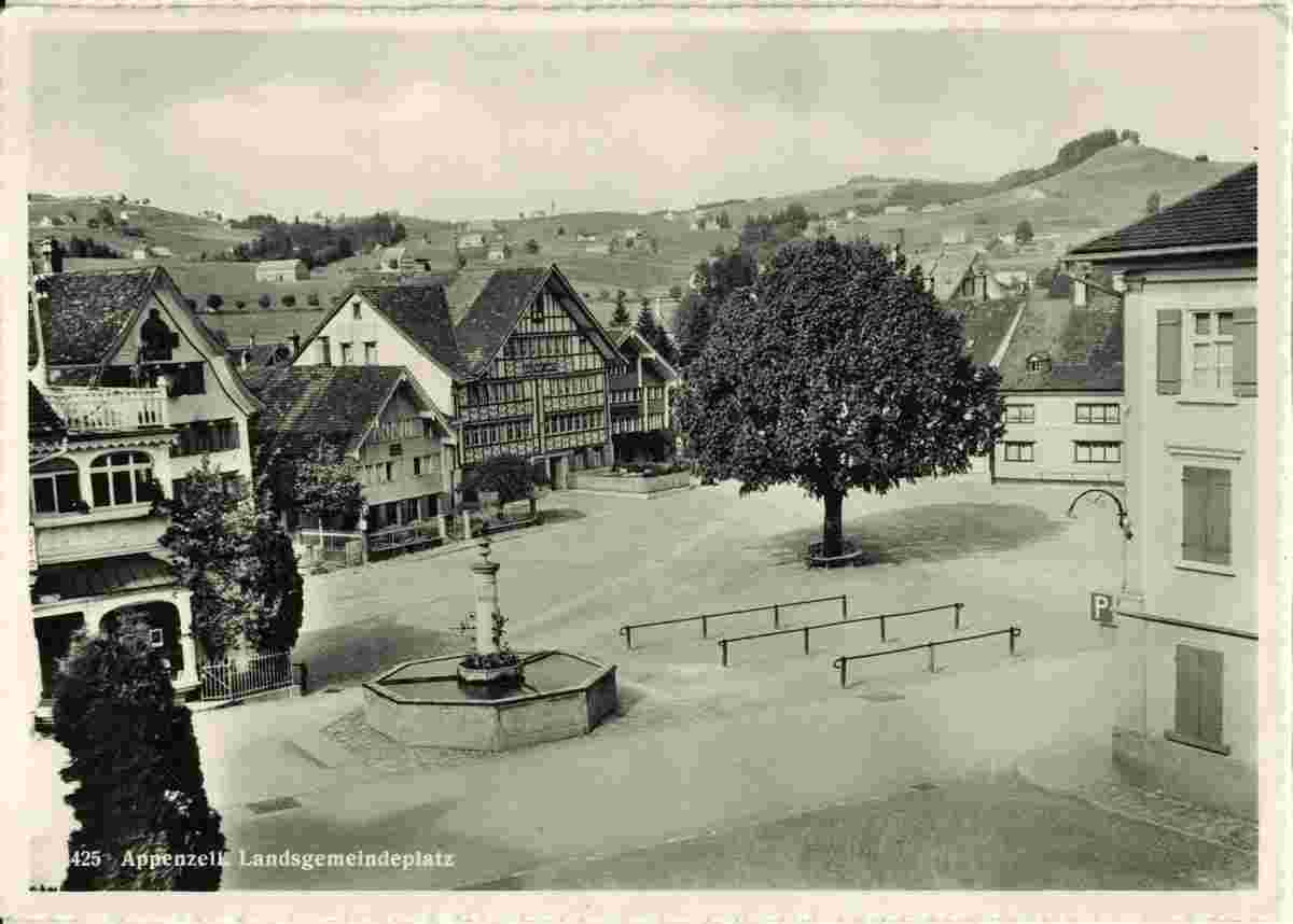Appenzell. Landsgemeindeplatz mit brunnen, 1948