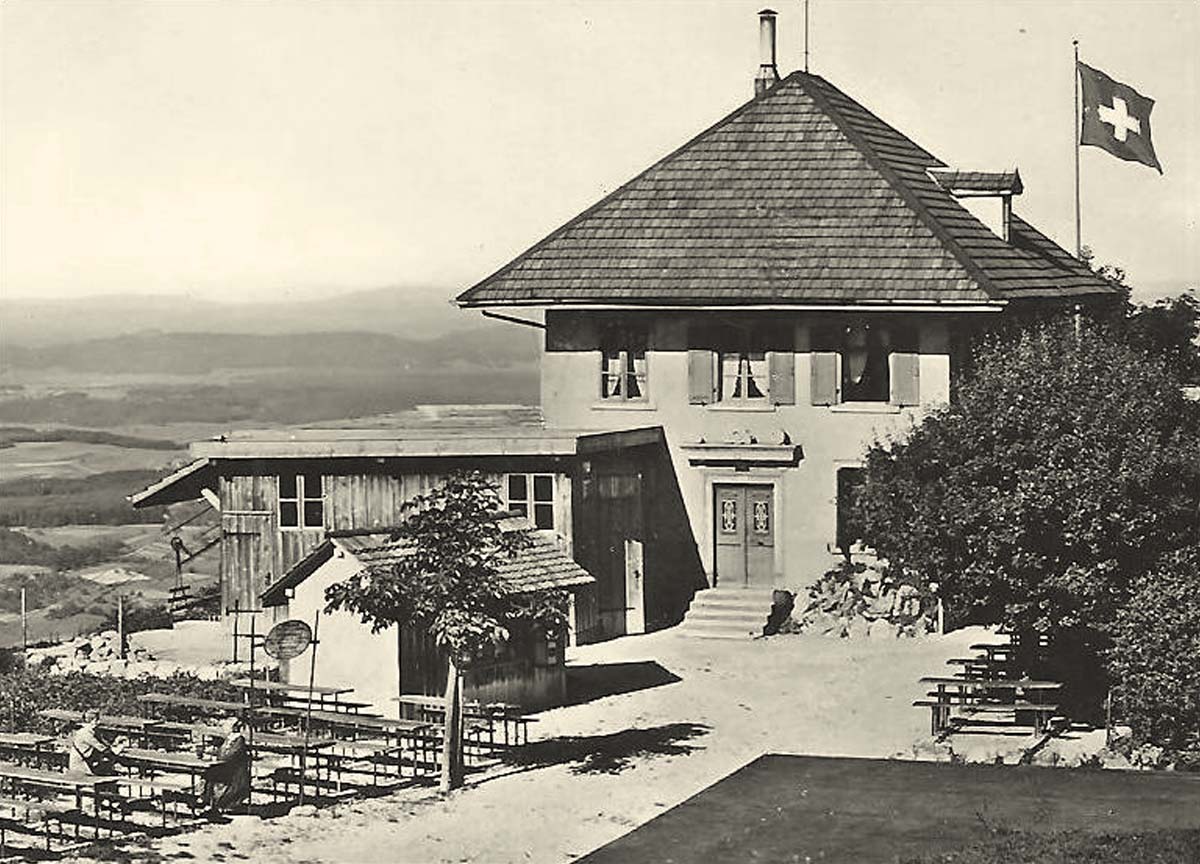 Boppelsen. Gasthaus Lägern-Hochwacht (erbaut 1895), 1944