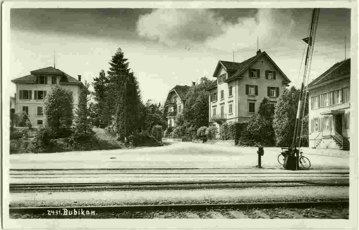 Bubikon. Am Bahnhof, 1936
