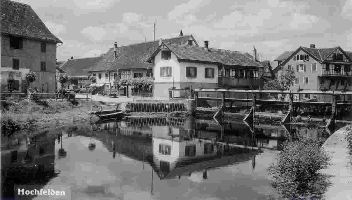 Hochfelden. Glattwehr, links Rechen, 1937