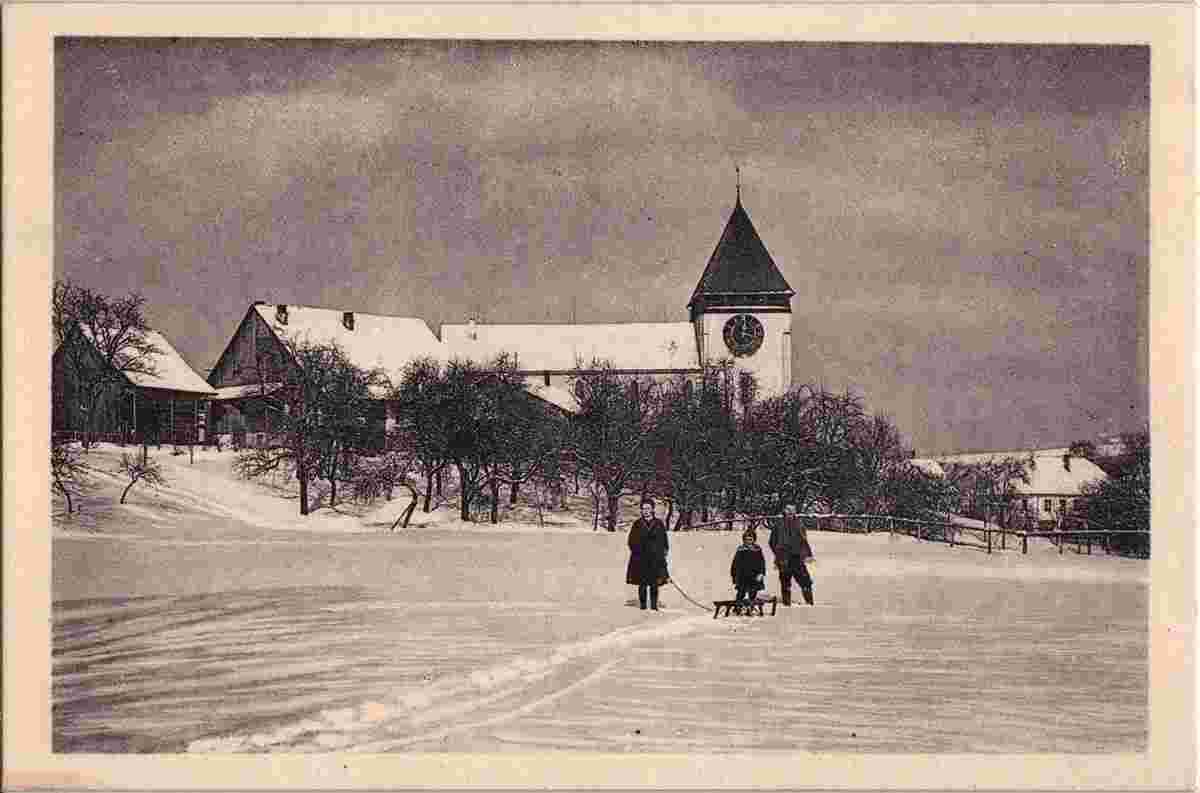 Illnau-Effretikon. Illnau - Panorama von Orts mit Kirche im Winter