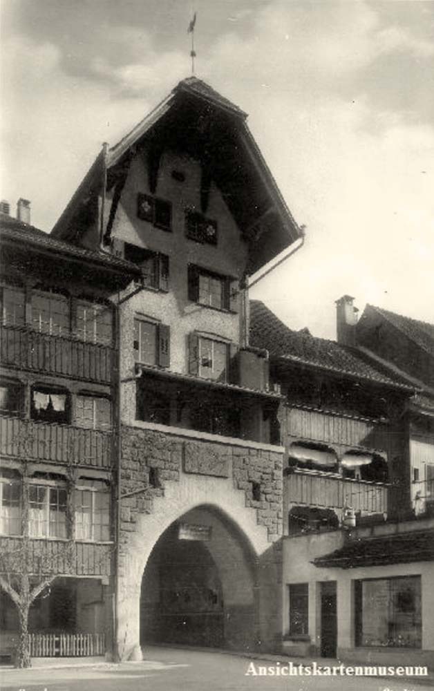 Lenzburg. Stadttor, um 1940