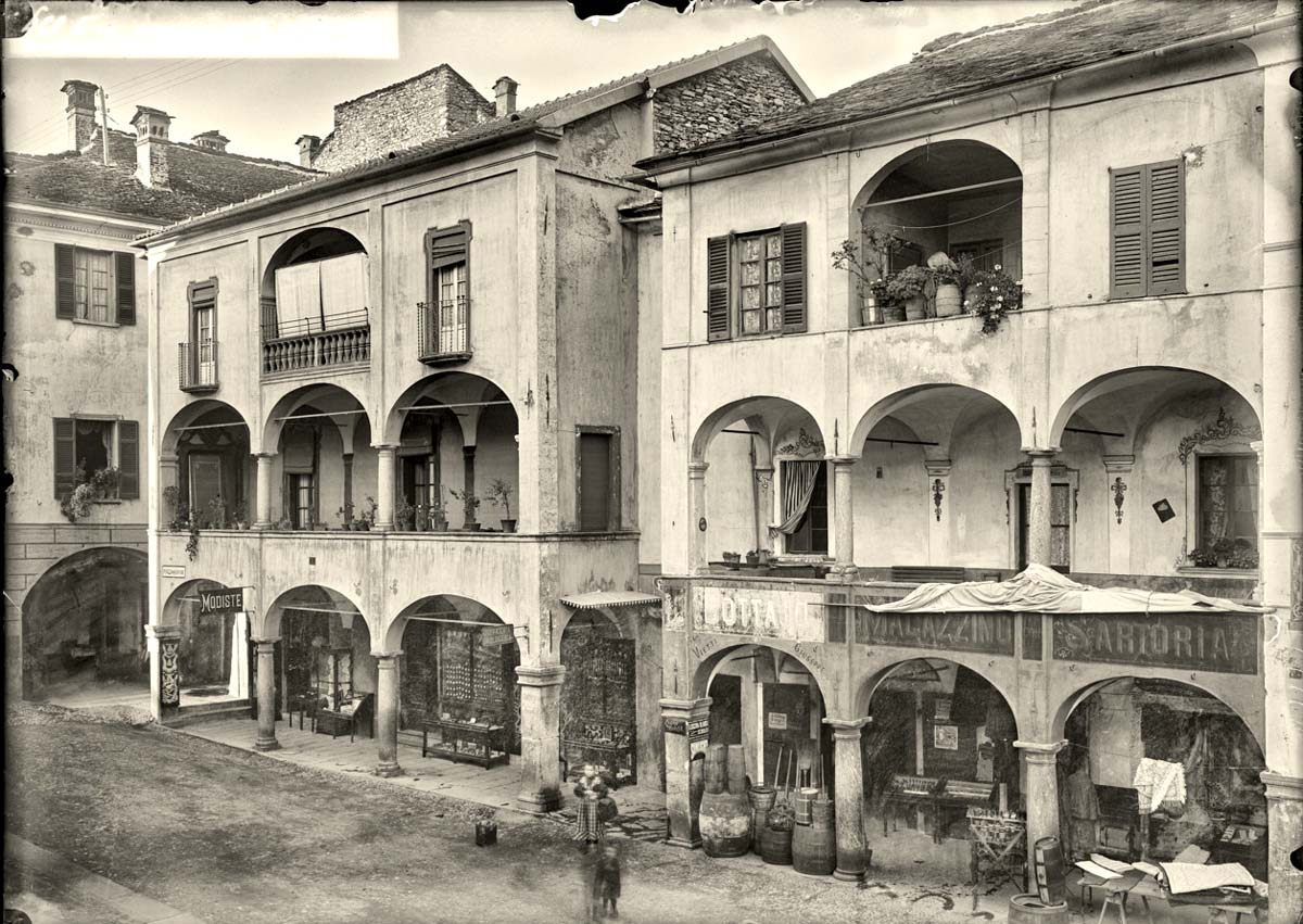 Locarno. Haus, teilweise Außenansicht, 1904
