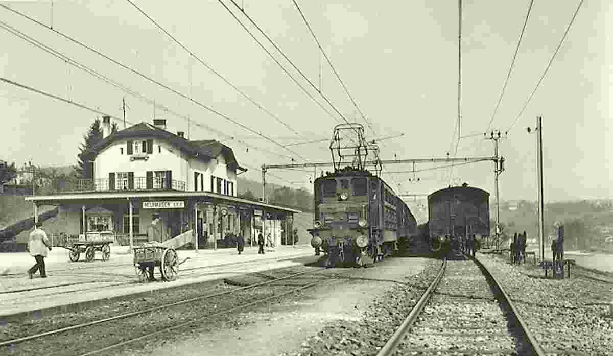 Neuhausen am Rheinfall. Bahnhof