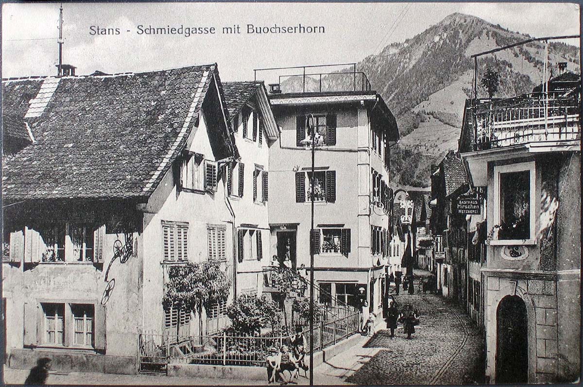 Stans. Schmiedgasse mit Buochserhorn, 1924