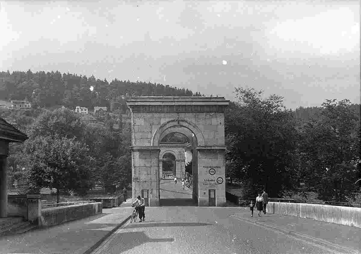 Aarau. Kettenbrücke vom Zollrain, 1947