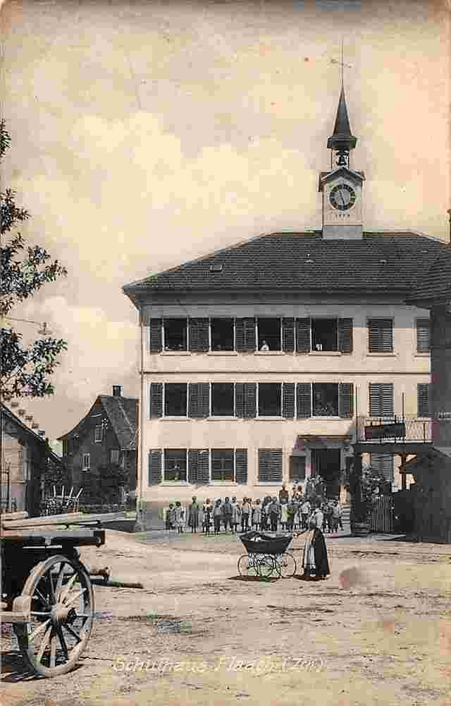 Flaach. Schulhaus um 1910