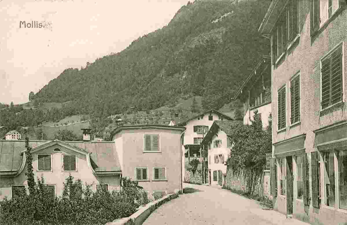 Glarus Nord. Mollis - Panorama von Dorfstraße, 1919