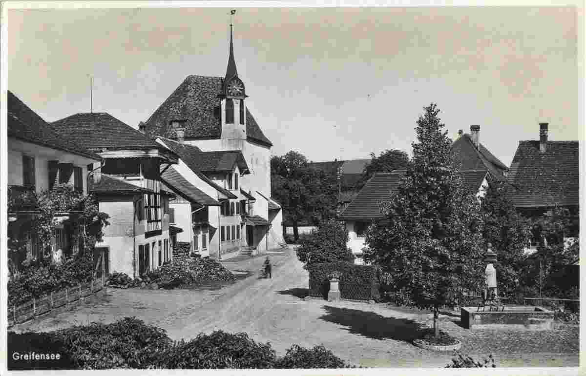 Greifensee. Dorfplatz mit brunnen, Kirche, 1953