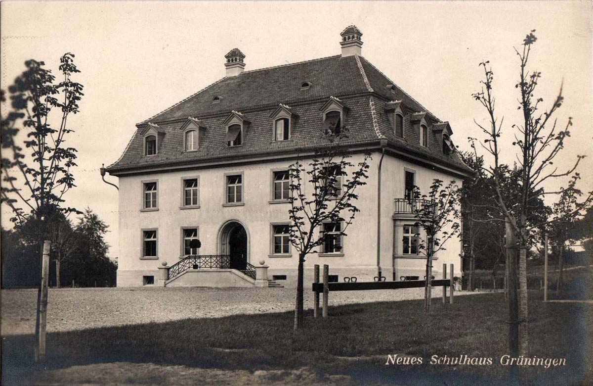 Grüningen. Neues Schulhaus