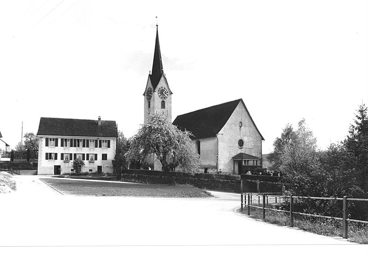 Herrliberg. Reformatorische Kirche und Schulhaus