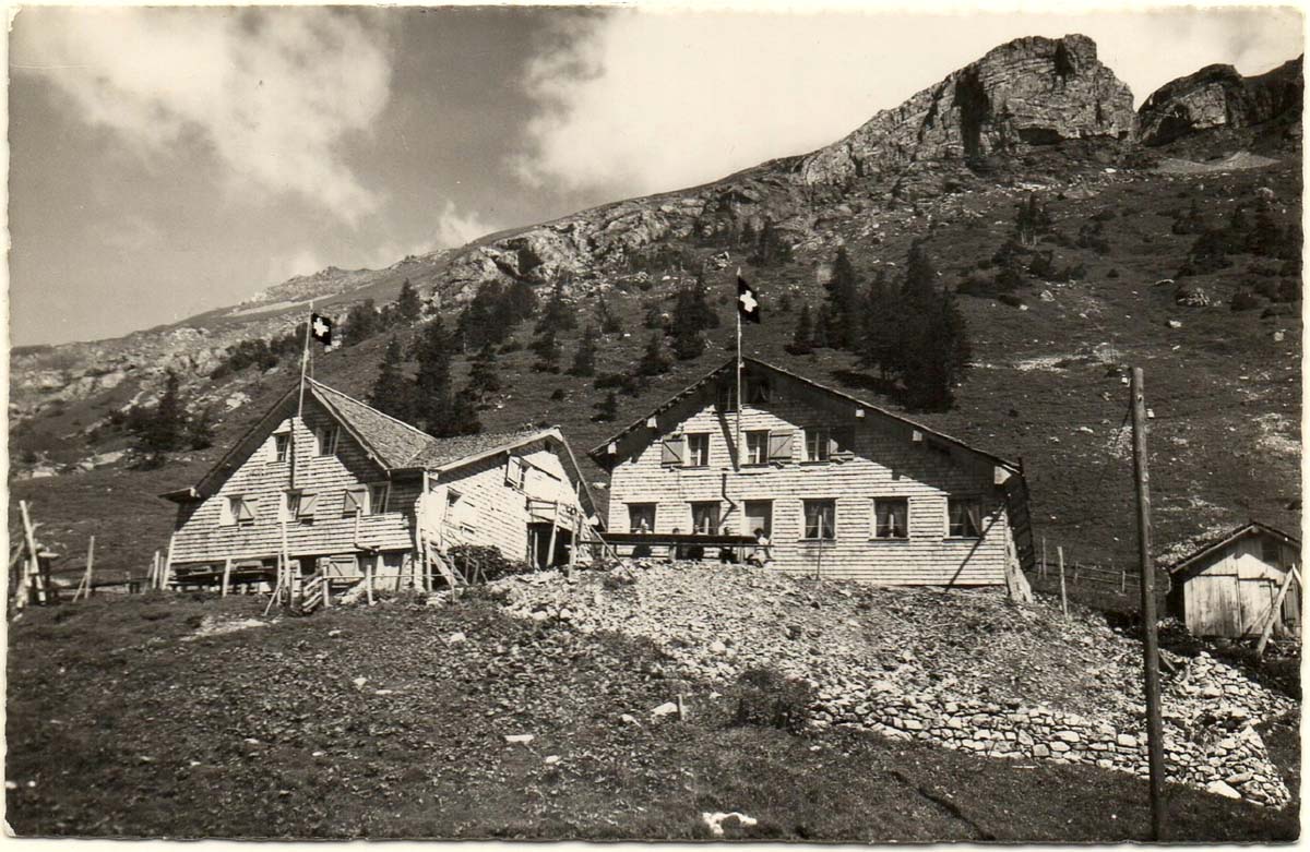 Isenthal. Kur- und Touristenhütte 'Biwaldalp'