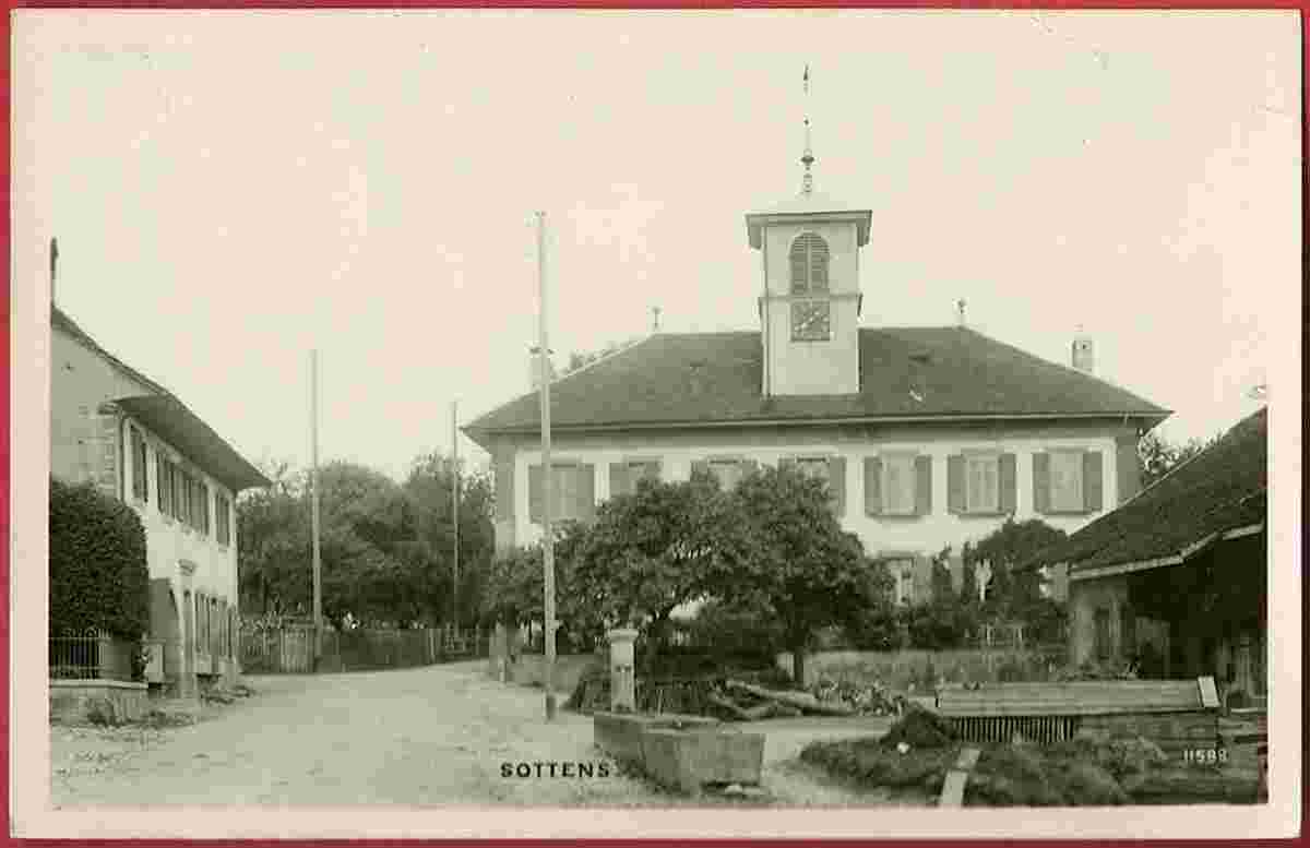 Jorat-Menthue. Sottens - Centre du village, fontaine, 1925