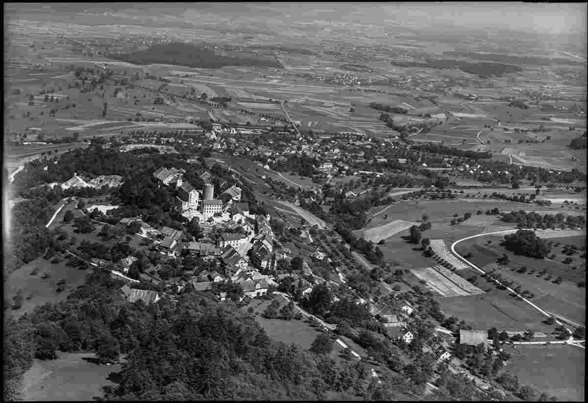 Blick auf Regensberg mit Dielsdorf, 1953