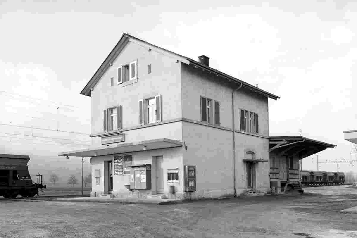 Bahnhof Schöfflisdorf-Oberweningen, 1975